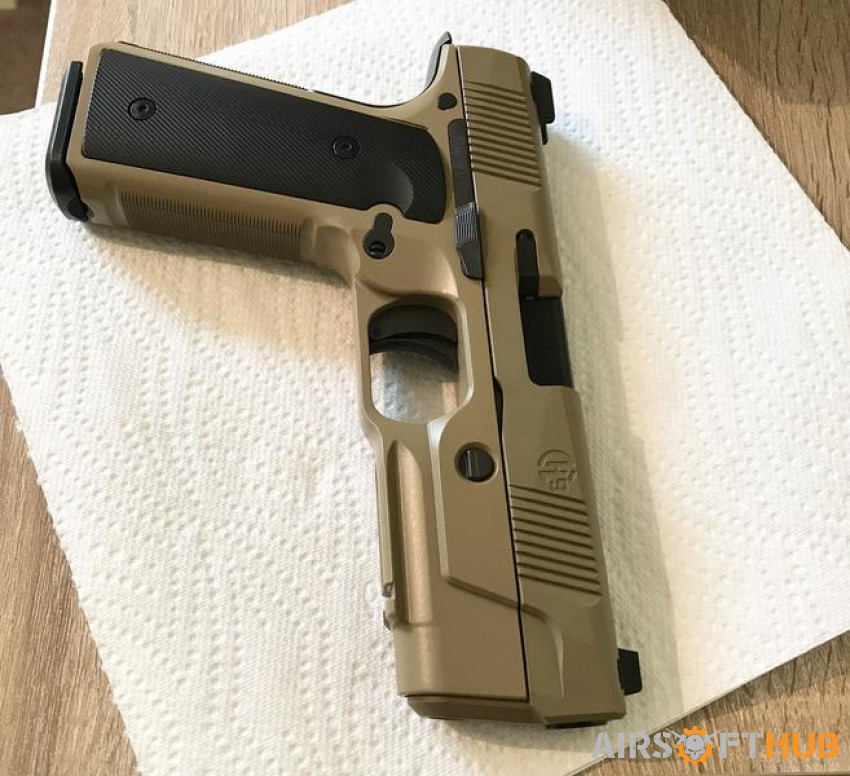 Hudson H9 all metal pistol - Used airsoft equipment