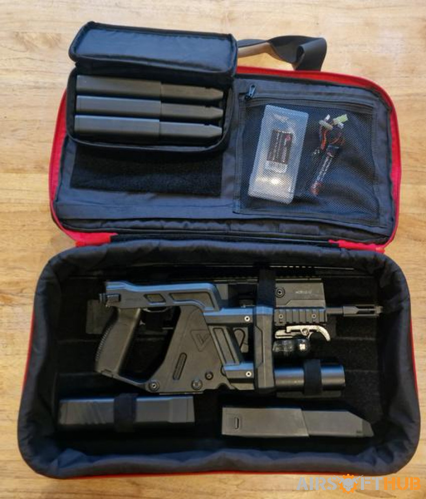 Krytac Kriss Vector + Extras - Used airsoft equipment