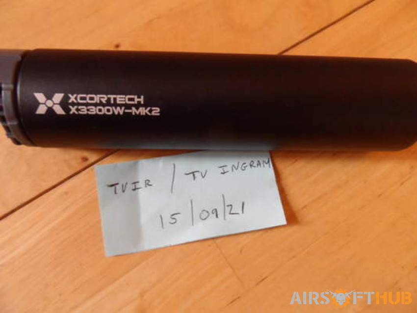 Xcortech X3300W Tracer/PEQ - Used airsoft equipment