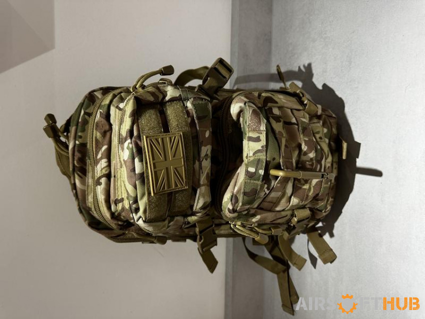 Chest rig and fast helmet - Used airsoft equipment
