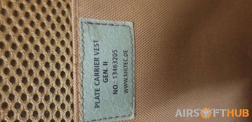 Plate Carrier Set - Used airsoft equipment
