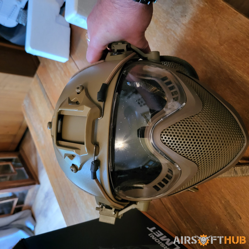 Pilot helmet brand new tan - Used airsoft equipment