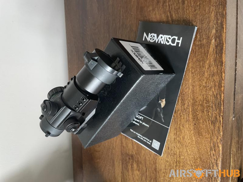 Novritsch red dot scope - Used airsoft equipment