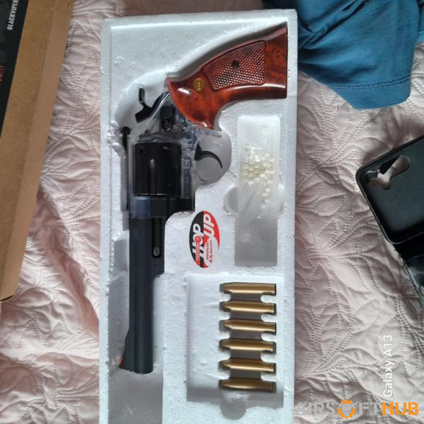 Gas revolver nearly new - Used airsoft equipment
