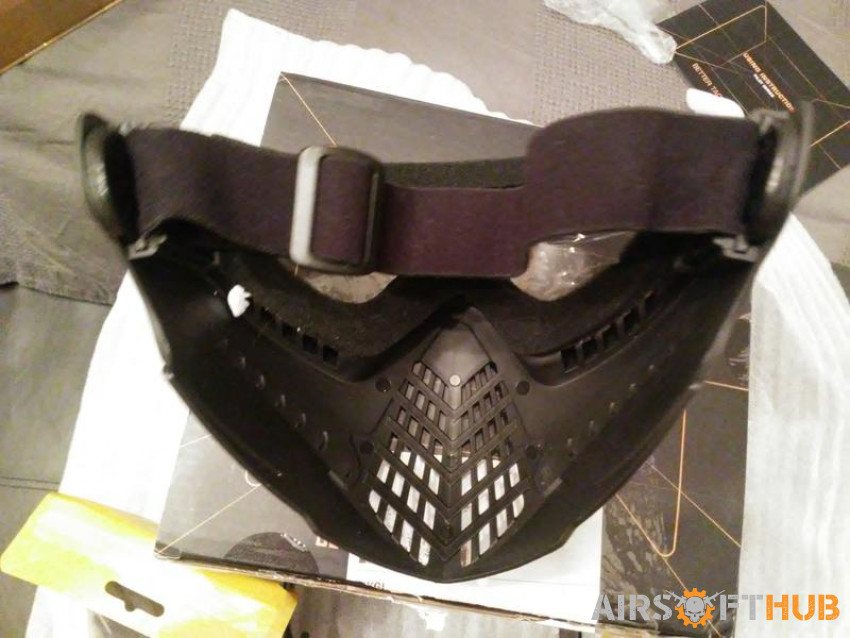 Full Face Mask - Used airsoft equipment
