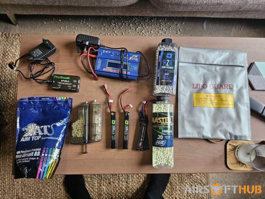 ICS M4 + AW Glock Bundle - Used airsoft equipment