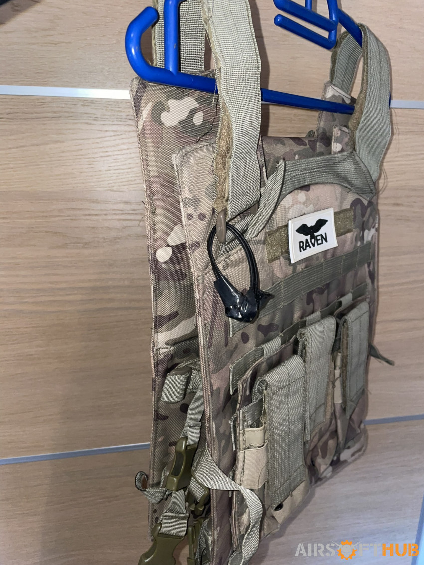 Lightweight Camo Plate Carrier - Used airsoft equipment
