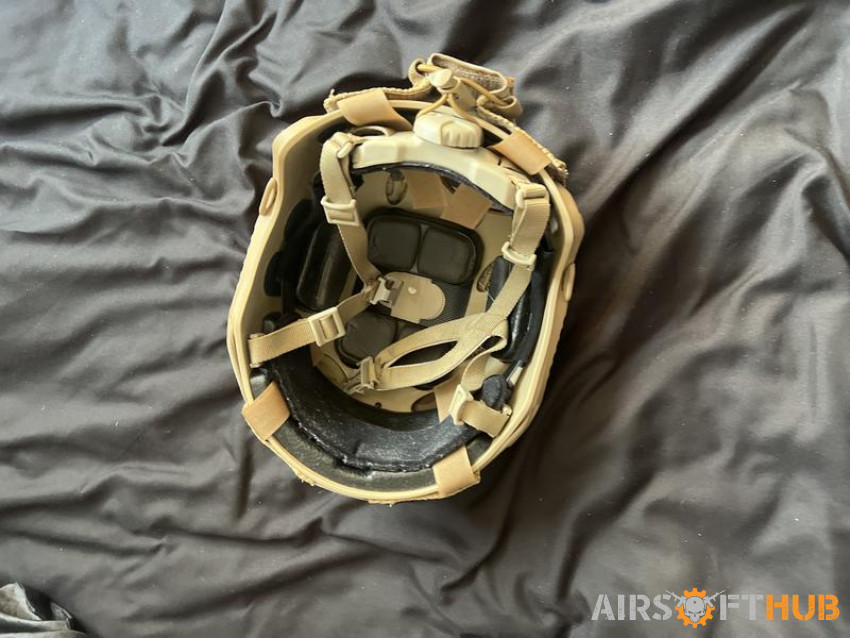 Fast helmet Tan One Tigris - Used airsoft equipment