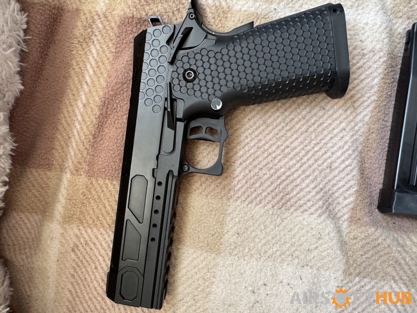 Ssp2 + 1 mag - Used airsoft equipment