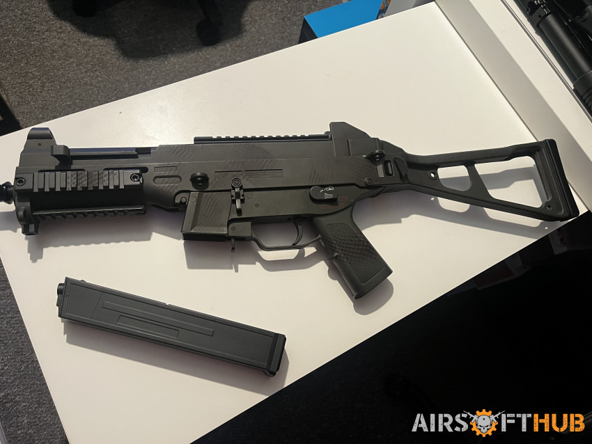 Double eagle UMP 45 - Used airsoft equipment