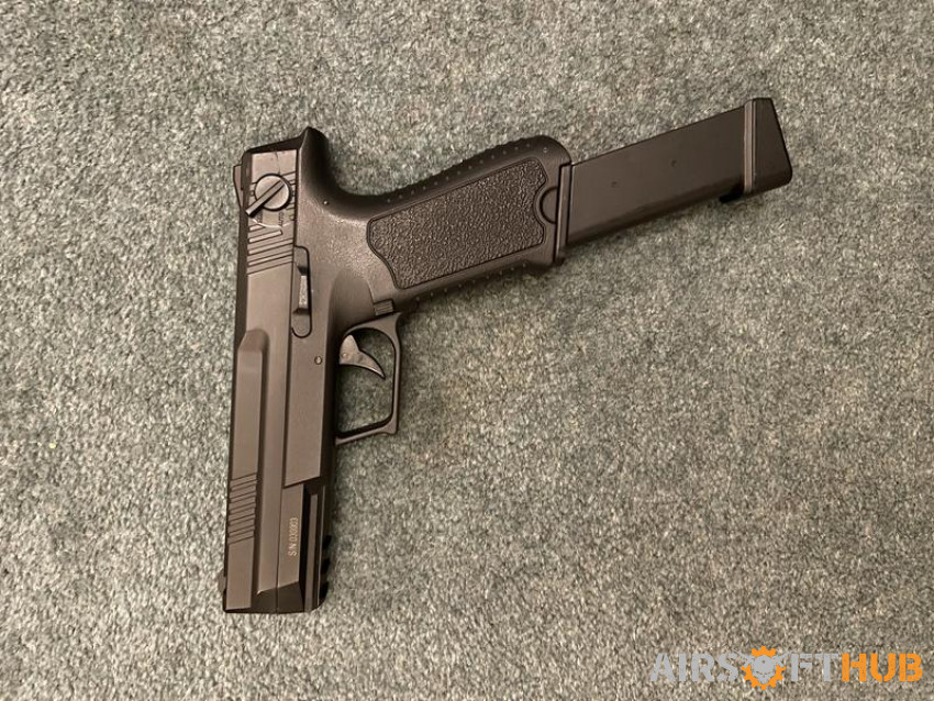 Cyma CM.127 Aep pistol - Used airsoft equipment