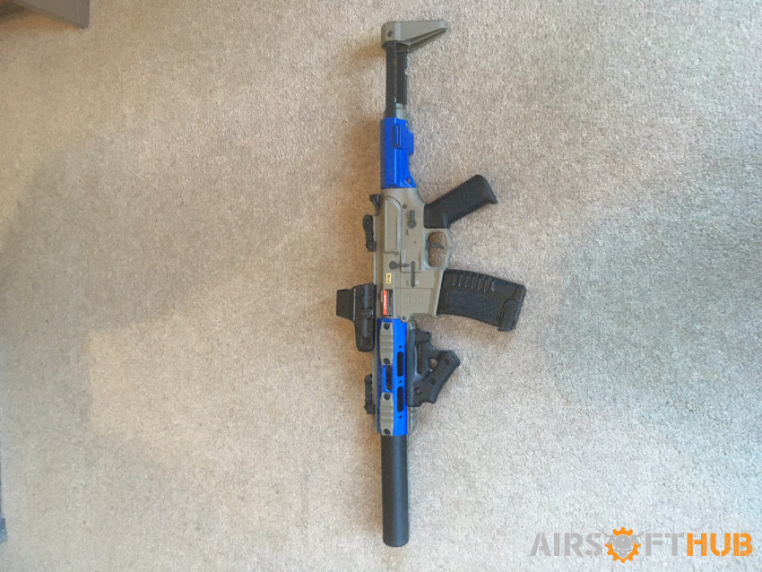 Two Tone ARES HONEY BADGER DE - Used airsoft equipment