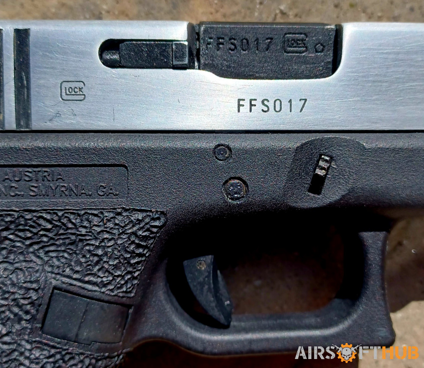 Glock 17 by VFC - Used airsoft equipment