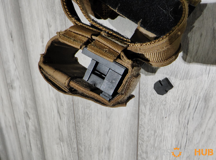 W.A.S. Universal Holster - Tan - Used airsoft equipment