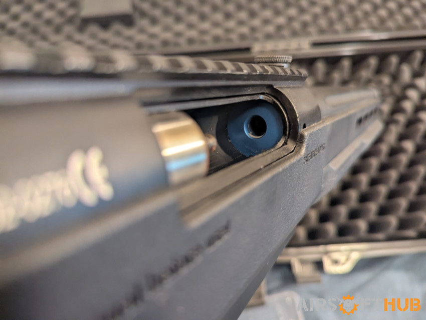 Upgraded AS02 sniper and case - Used airsoft equipment