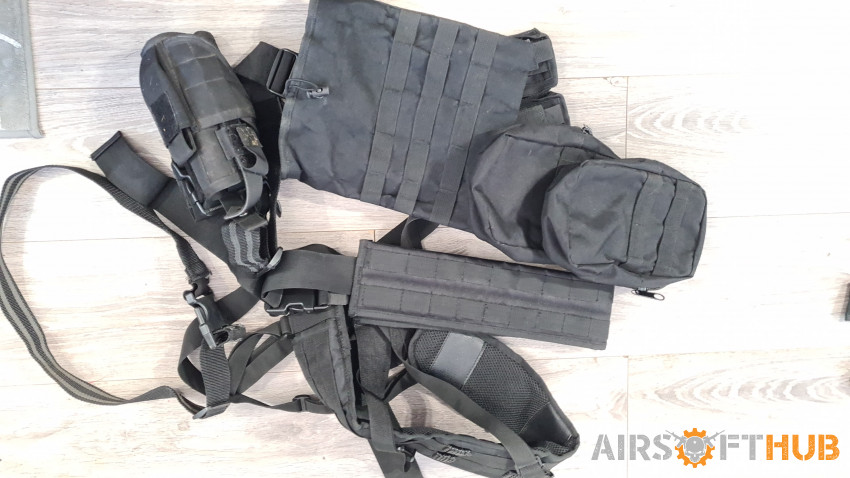 Black tac kit - Used airsoft equipment