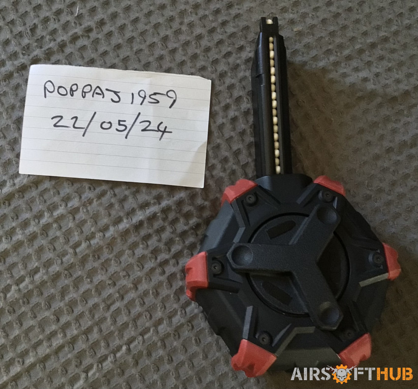 WE Glock 18c plus drum mag - Used airsoft equipment