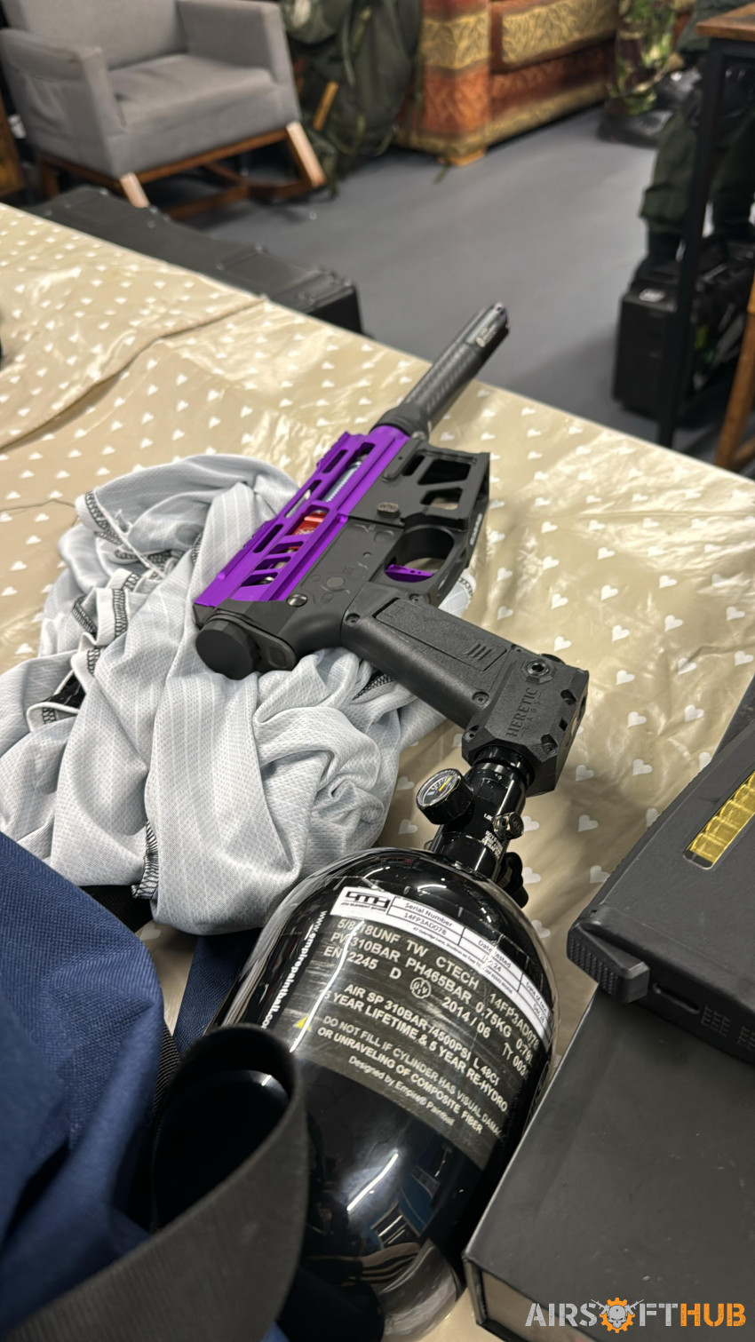 Article 1 - Used airsoft equipment