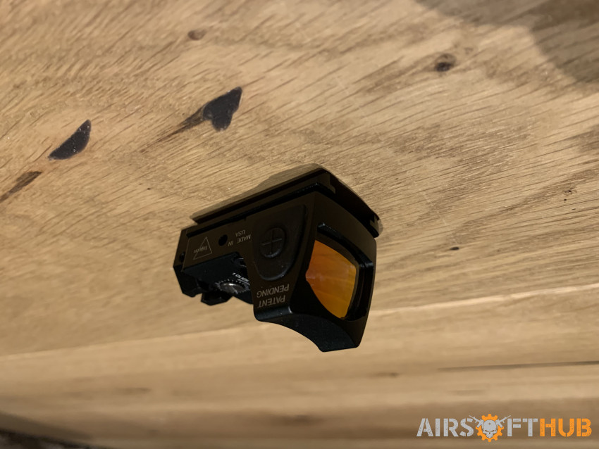 Trijicon RM07 Red Dot Sight - Used airsoft equipment