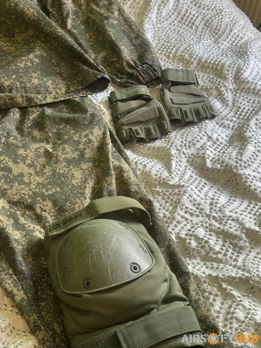 Russian Digi flora full kit - Used airsoft equipment