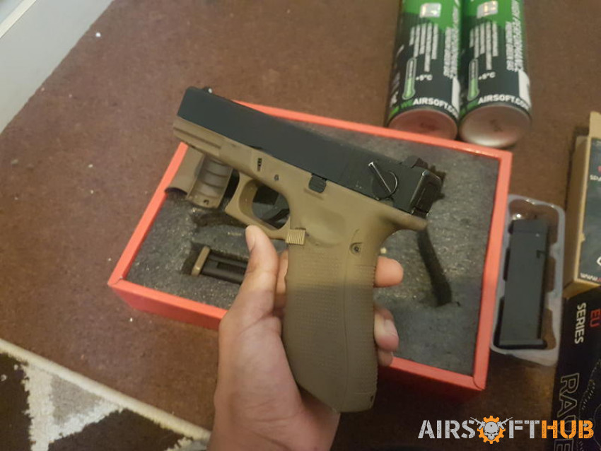 Upgraded Eu 18 Tan/Glock 18c s - Used airsoft equipment