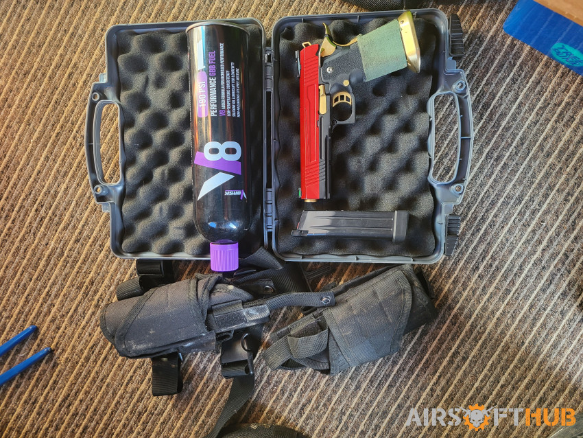 Two Tone 1911 - Used airsoft equipment