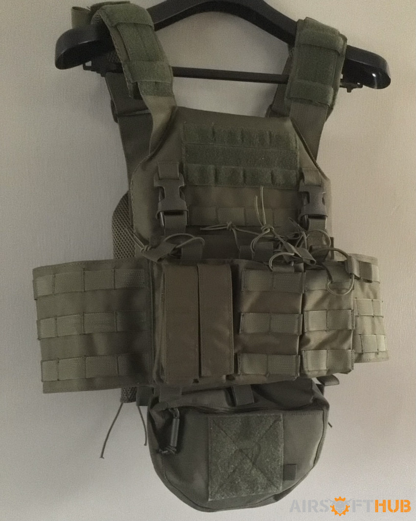 Fully loaded plate carrier - Used airsoft equipment