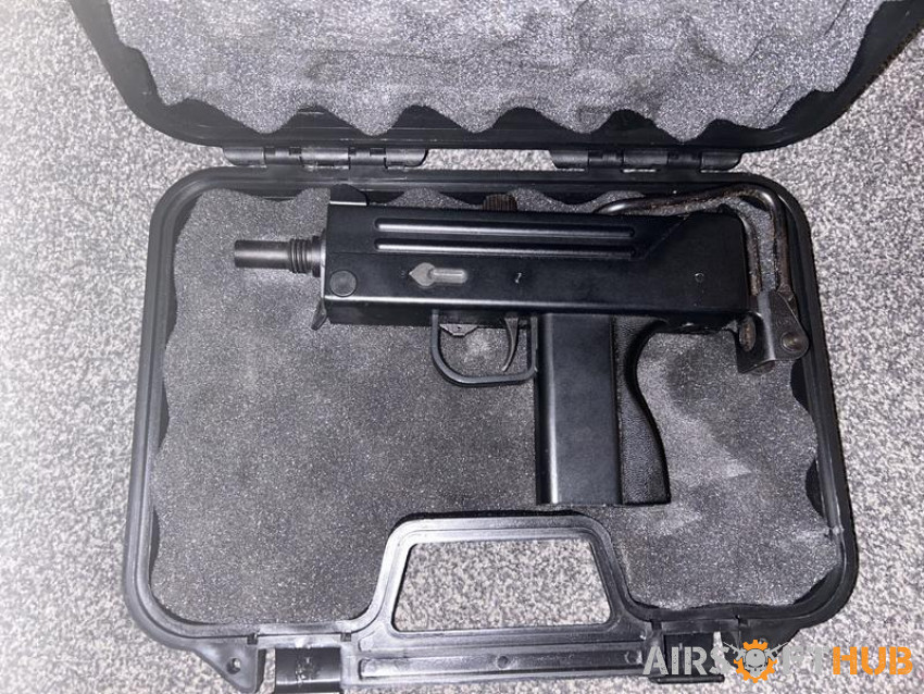 Mac-11 - Used airsoft equipment