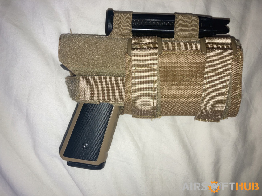 EMG Hudson H9, 2 mag, holster - Used airsoft equipment