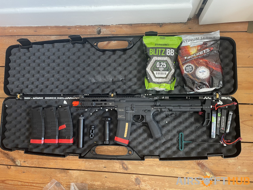 VM4 RONIN KWA - Used airsoft equipment