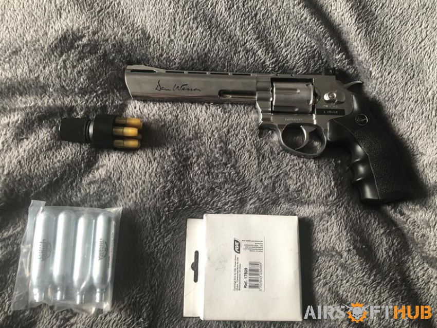 Dan Wesson - Used airsoft equipment