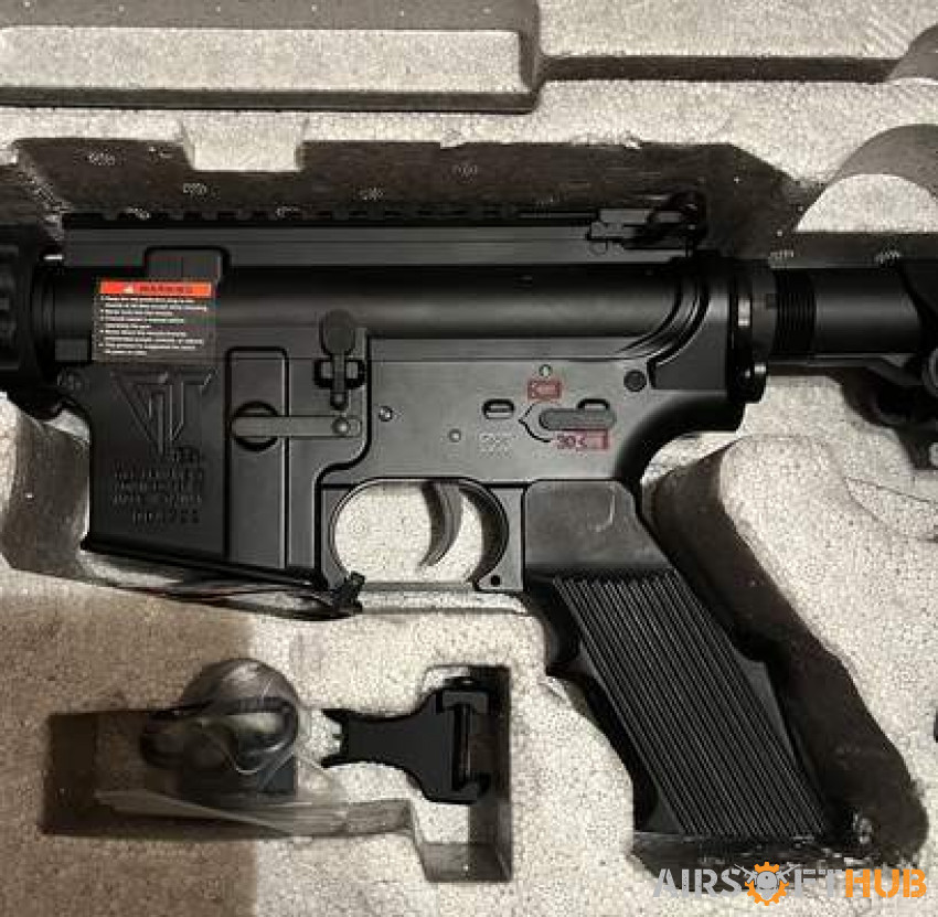 BRAND NEW G&G TR16 CQW Rifle - Used airsoft equipment