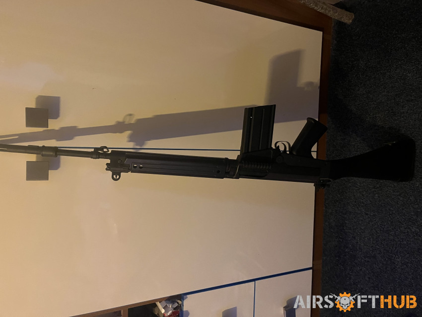 King arms fal - Used airsoft equipment