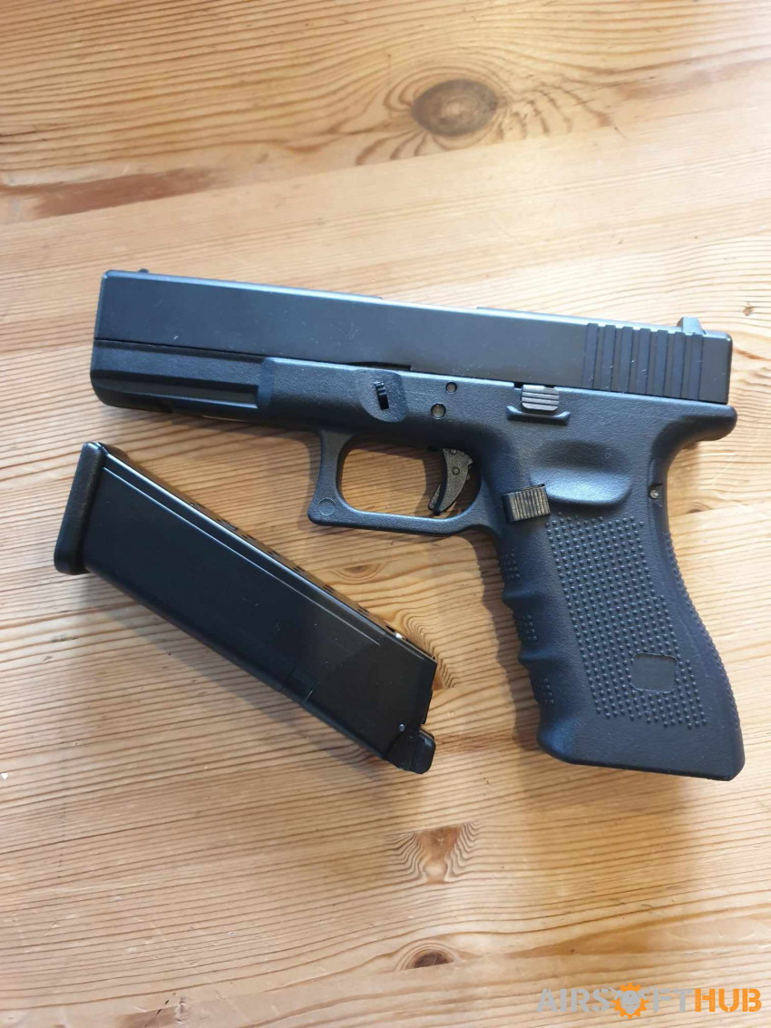 WE Glock 17 Gen 4 (New) - Used airsoft equipment