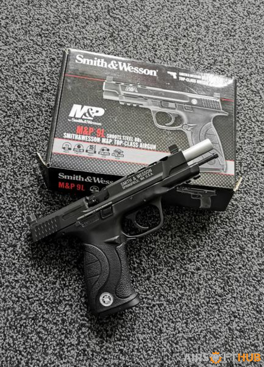S&W M&P9L CO2 PISTOL BY UMAREX - Used airsoft equipment