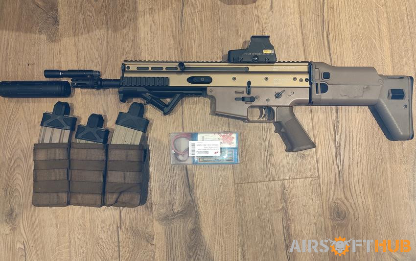 AGM SCAR L with extras - Used airsoft equipment