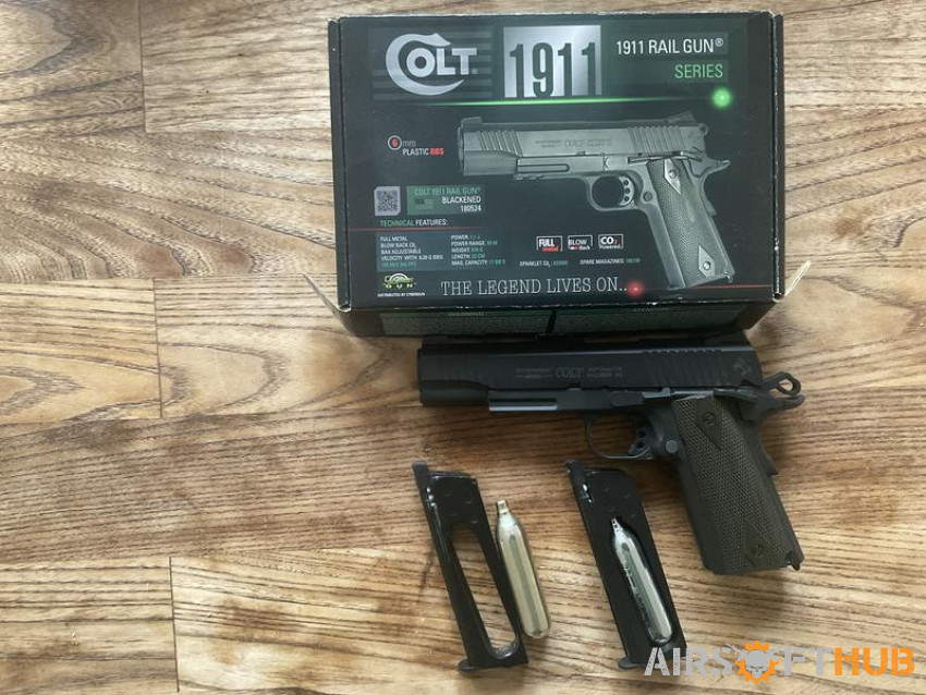 Colt 1911 Blackend edition - Used airsoft equipment