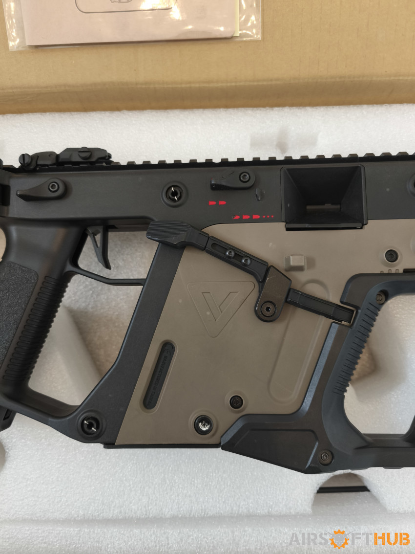 KRYTAC KRISS Vector Two Tone - Used airsoft equipment