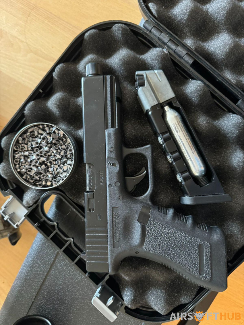 GLOCK 17 GBB Pistol - Used airsoft equipment