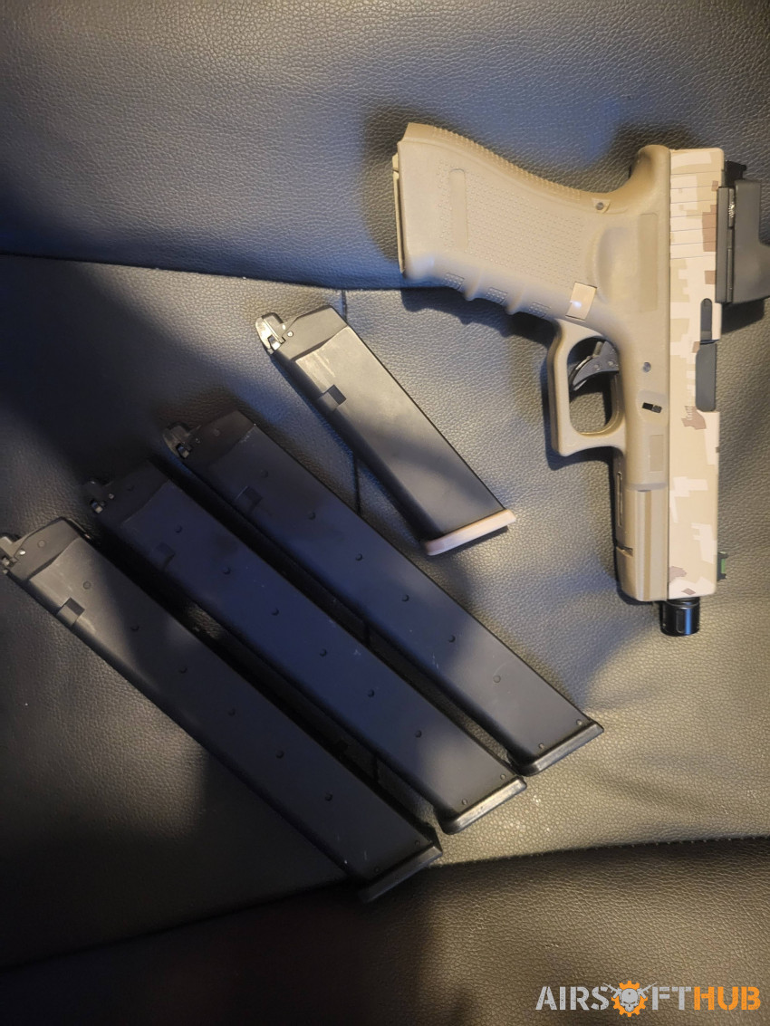 GBB Glock 18 Raven - Used airsoft equipment
