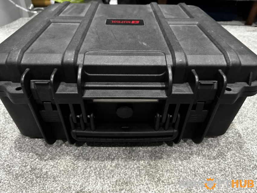 Black hard case - Used airsoft equipment
