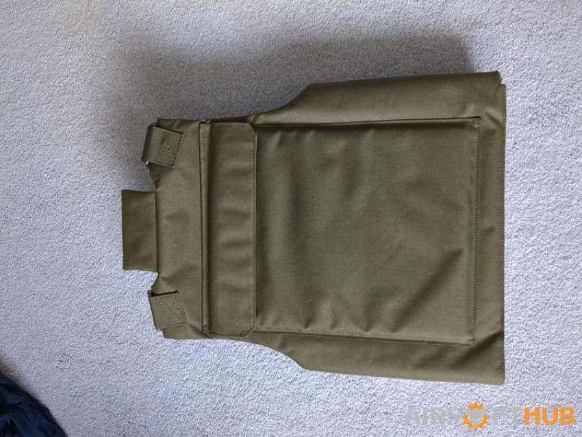 8feilds plate carrier - Used airsoft equipment