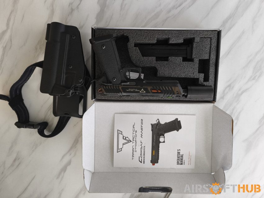 Pitt Viper Pistol Plus Extras - Used airsoft equipment