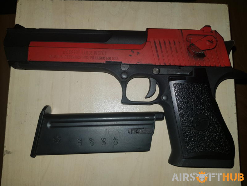 WE Desert Eagle - Two Tone - Used airsoft equipment
