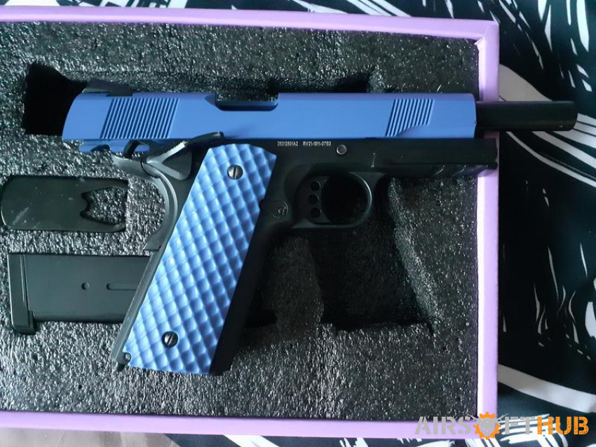 Raven Meu Railed Two Tone Blue - Used airsoft equipment