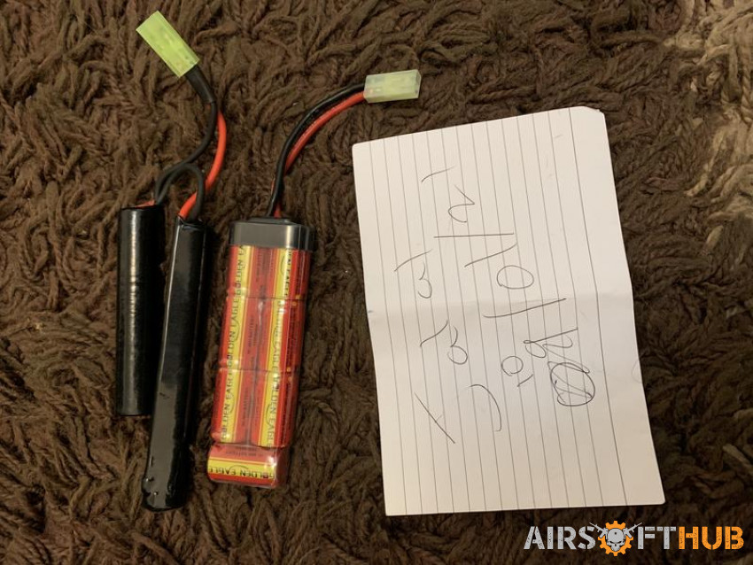 2 8.4v battery 1100amp - Used airsoft equipment