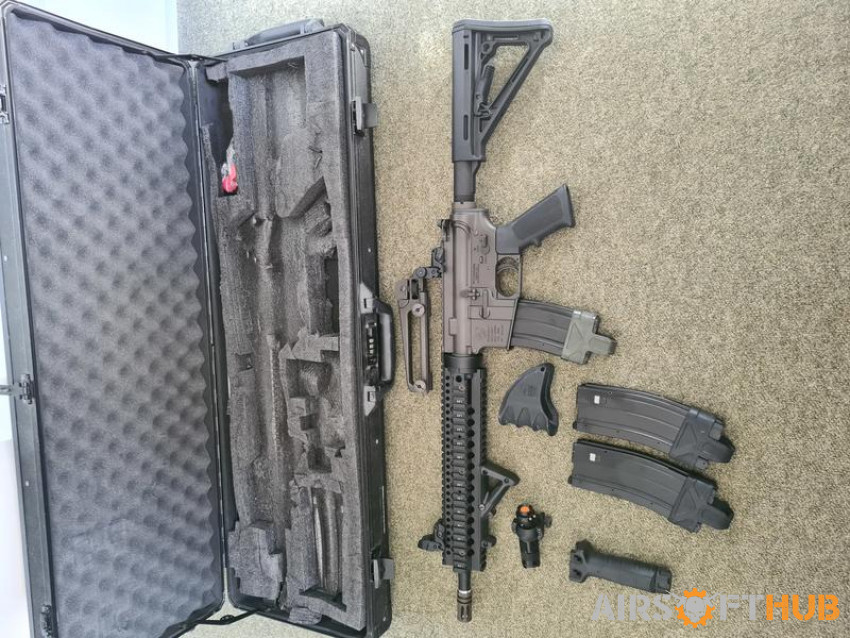 King Arms M4 GBB with extras - Used airsoft equipment