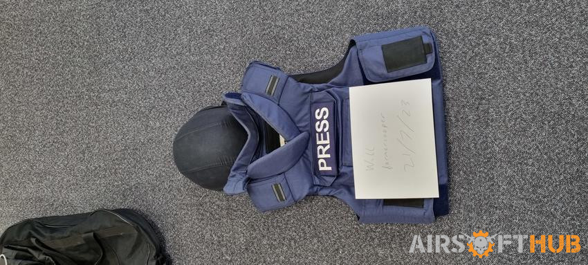 Press lvl 4 armour and helmet - Used airsoft equipment