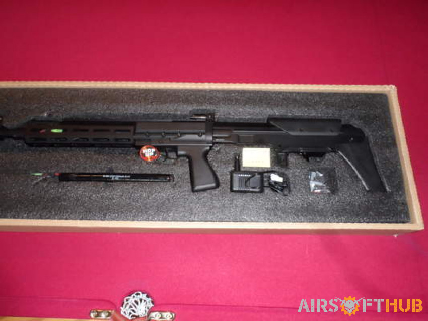 CYMA SVU AEG + 4 Mags - BNIB - Used airsoft equipment