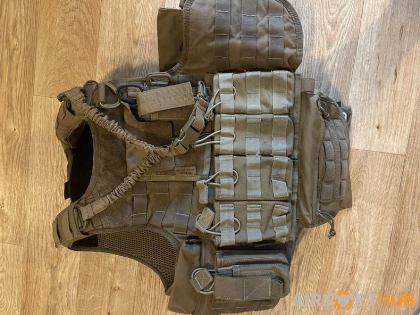 Warrior assault vest - Used airsoft equipment